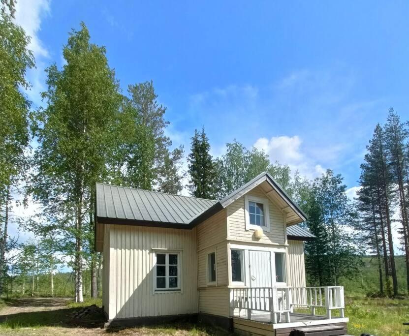 Pine Forest Log House Villa Rovaniemi Buitenkant foto